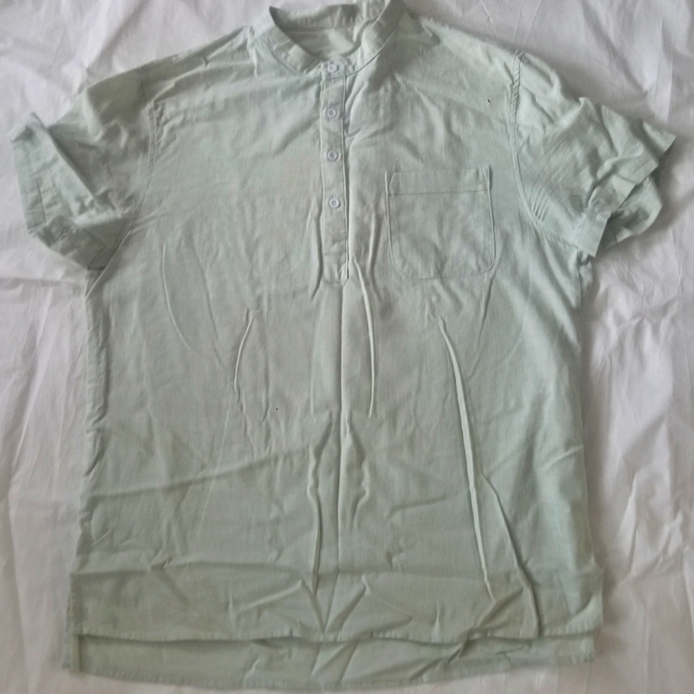 Men's Pullover Short Sleeve Top in Mint Green Size M